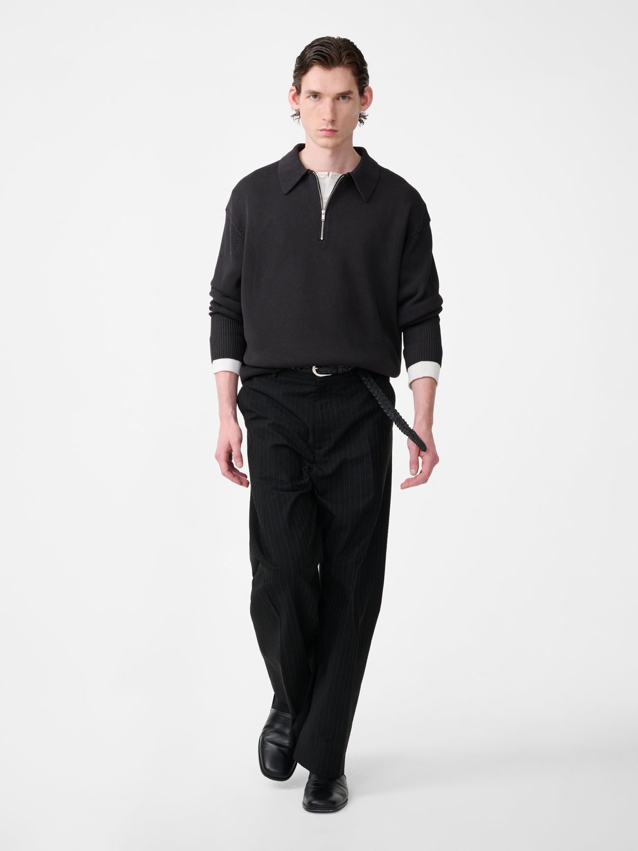 Cashmere V Neck Mole view 2