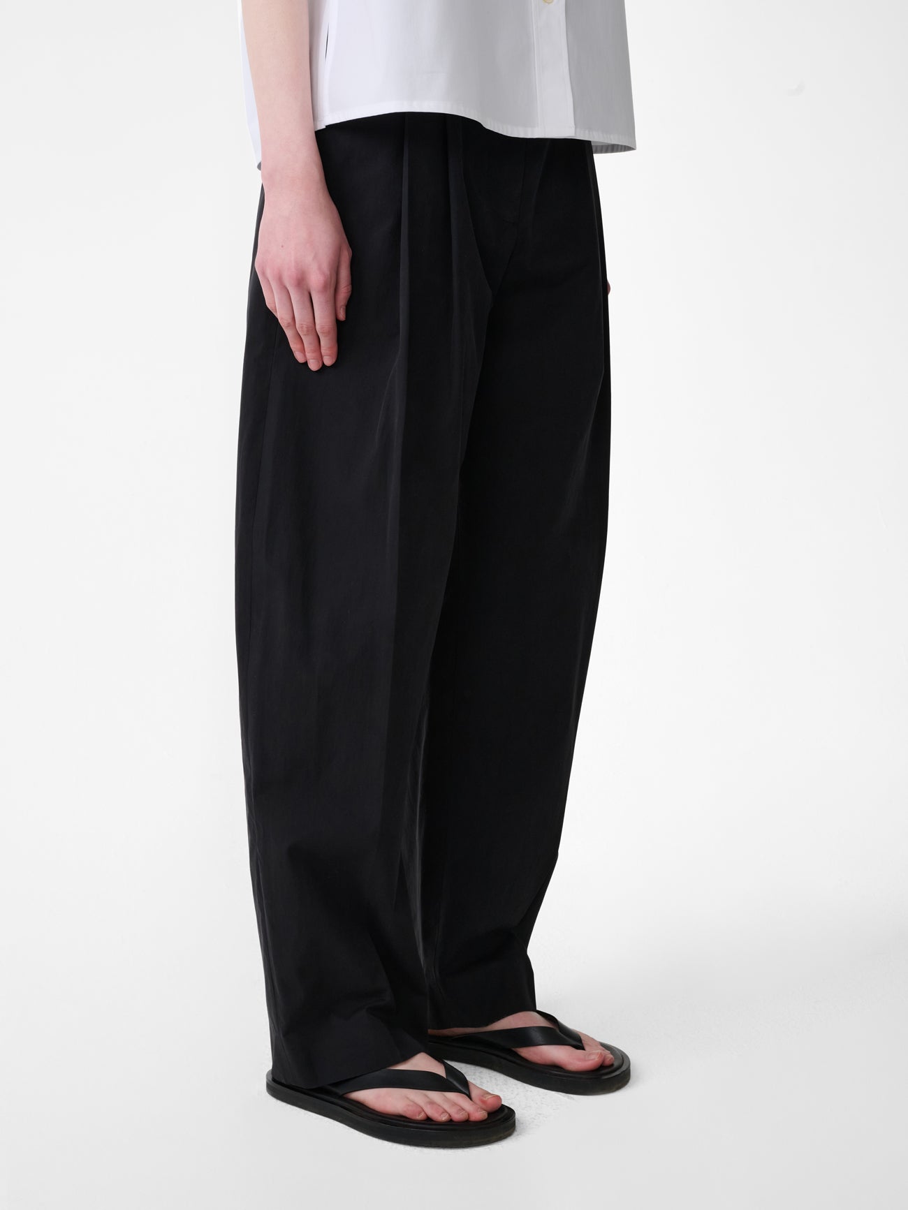 Pleated Wool Trouser Black view 4